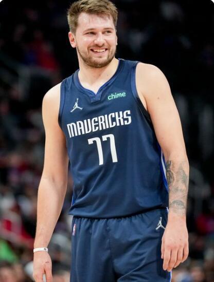 每体作为西 每体作为西