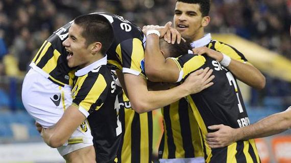 菲对阵山口 菲对阵山口