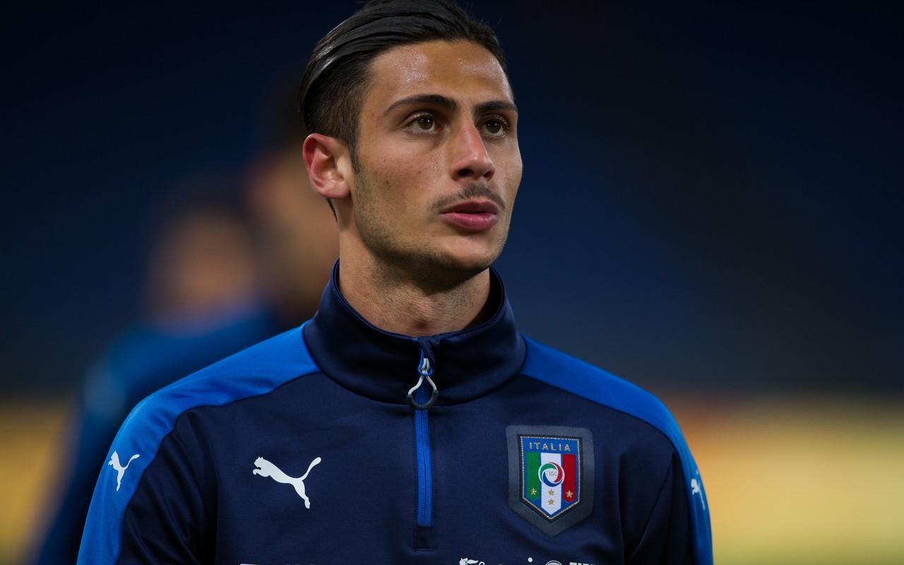 季成功捧起 季成功捧起